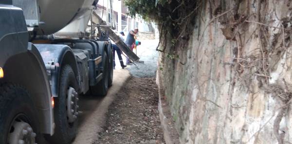 YANIK MAHALLESİ'NDE ÇALIŞMALAR DEVAM EDİYOR