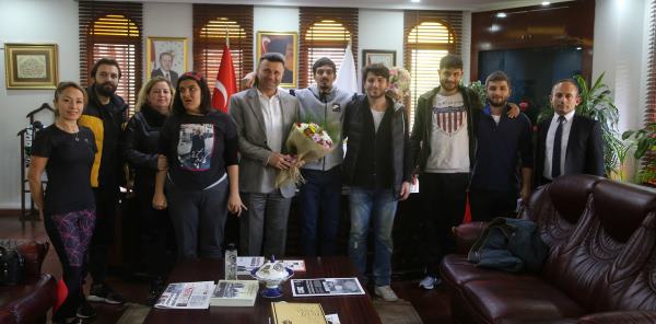 BAŞKAN ÖZEN'E ANLAMLI ZİYARET