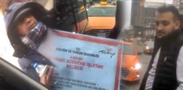 SAPANCA'YA TURİST GETİRİYORDU