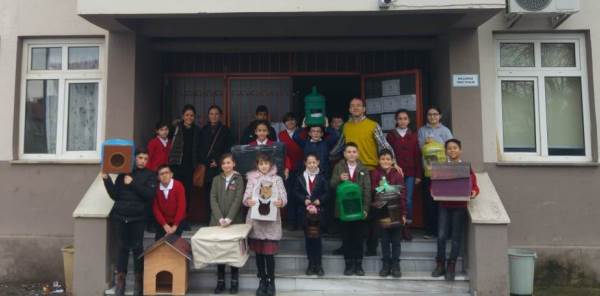 'SOKAK HAYVANLARI YUVASIZ KALMASIN' DEDİLER