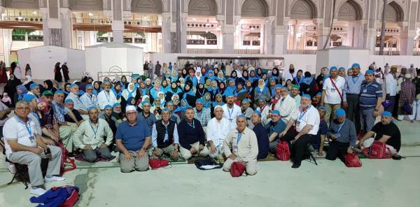 UMRECİLERDEN SELAM VAR