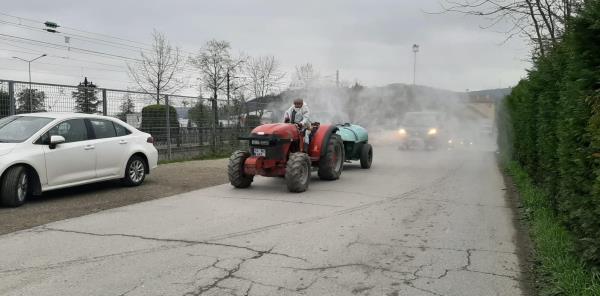 SAPANCA SOKAKLARINDA DEZENFEKTE ÇALIŞMASI