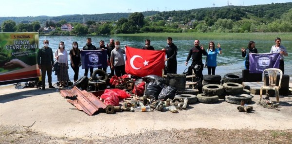 BURASI İKİNCİ EL DÜKKANI DEĞİL İÇME SUYU KAYNAĞI OLAN SAPANCA GÖLÜ