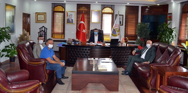 DEMİRCİ'DEN BAŞKAN ÖZEN'E ZİYARET