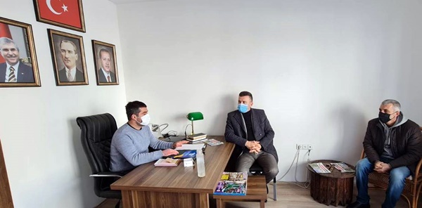 BAŞKAN ÖZEN MUHTARLAR DERNEĞİNİ ZİYARET ETTİ