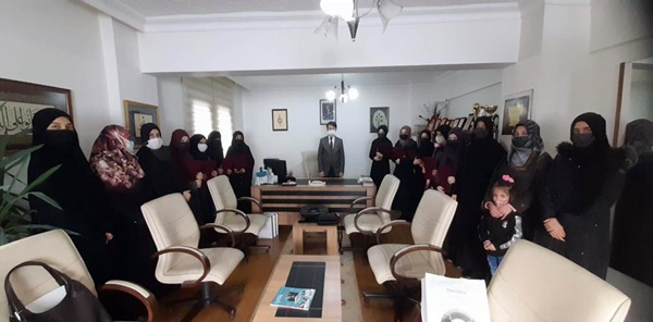 HAFIZLIK BELGELERİNİ ALDILAR