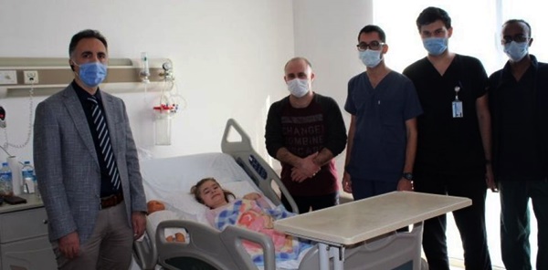 MİNİK SÜMEYYE'NİN BU KEZ SOL BÖBREK TAŞI...