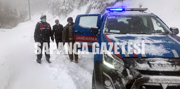 MAHSUR KALAN VATANDAŞLARI JANDARMA EKİPLERİ KURTARDI