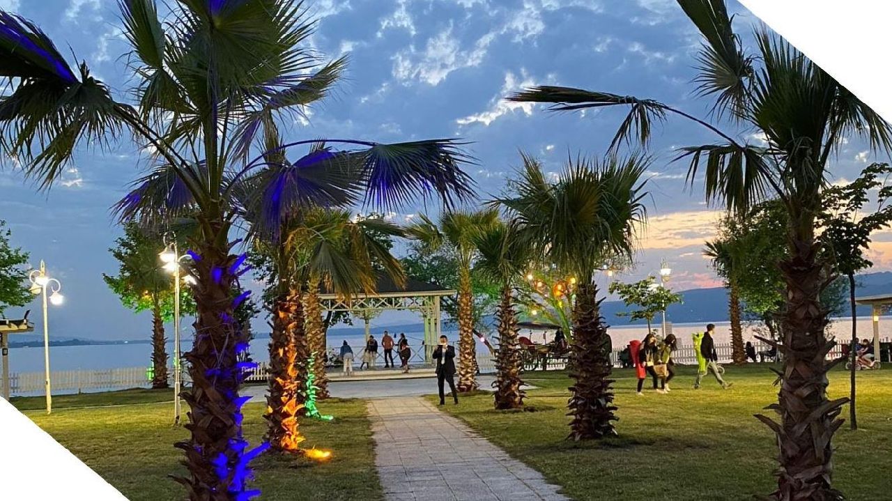 UZUNKUM PARK YAZA HAZIR