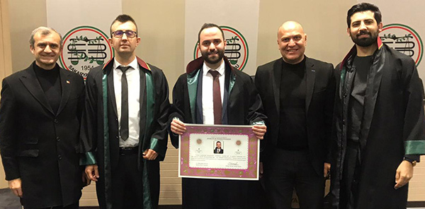 AVUKATLIĞA İLK ADIMI ATTI