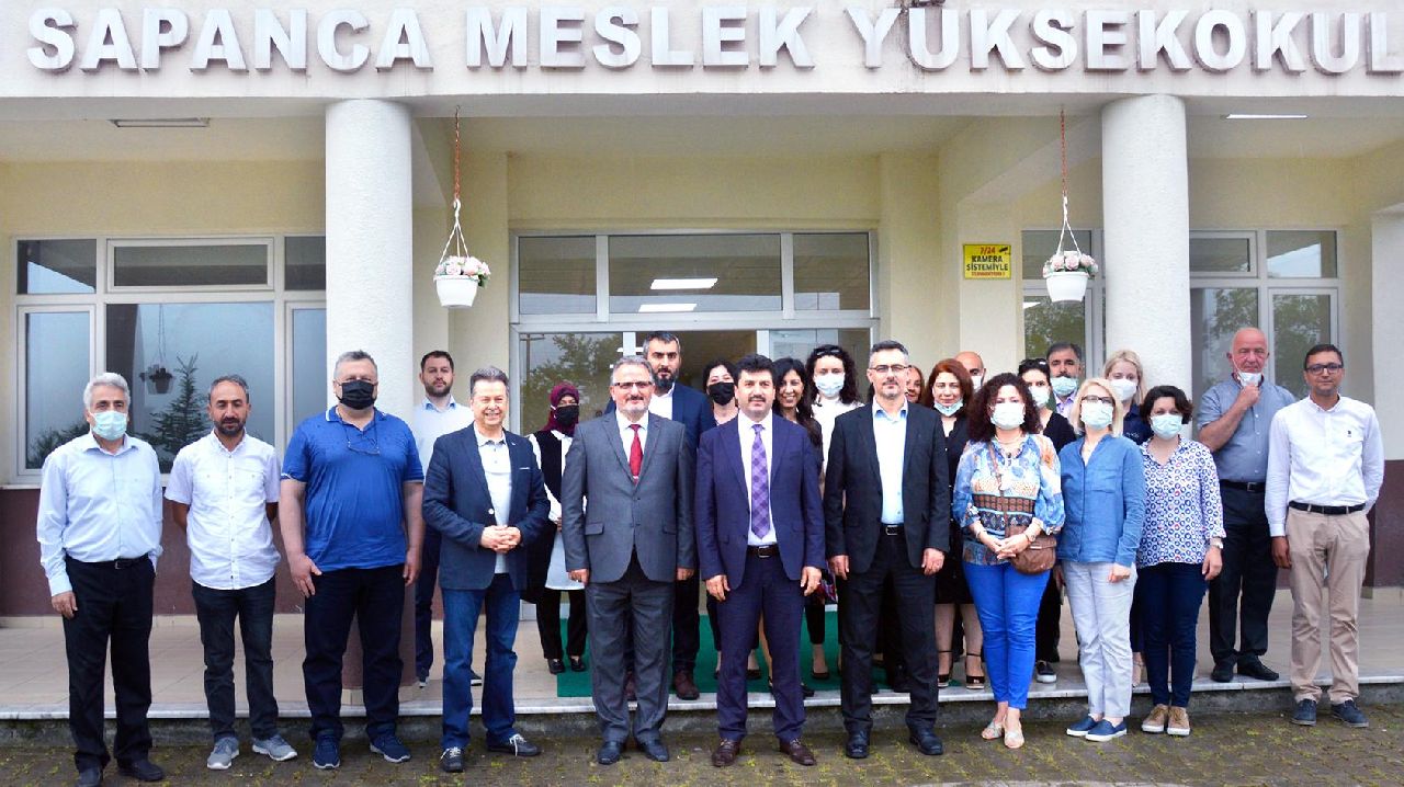 SAPANCA MYO'DA ''KALİTE'' TOPLANTISI