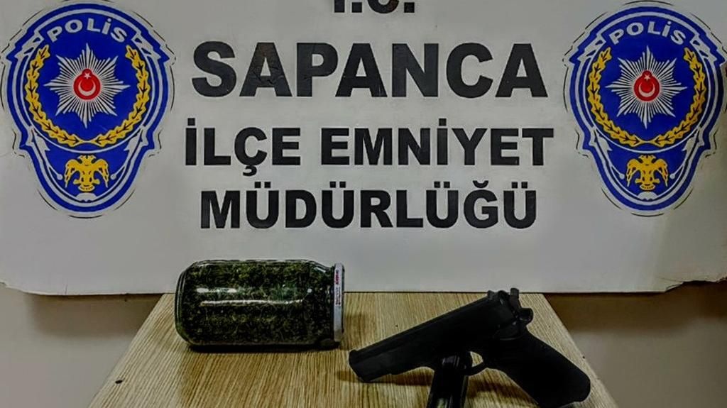 UYUŞTURUCU VE SİLAH ELE GEÇİRİLDİ