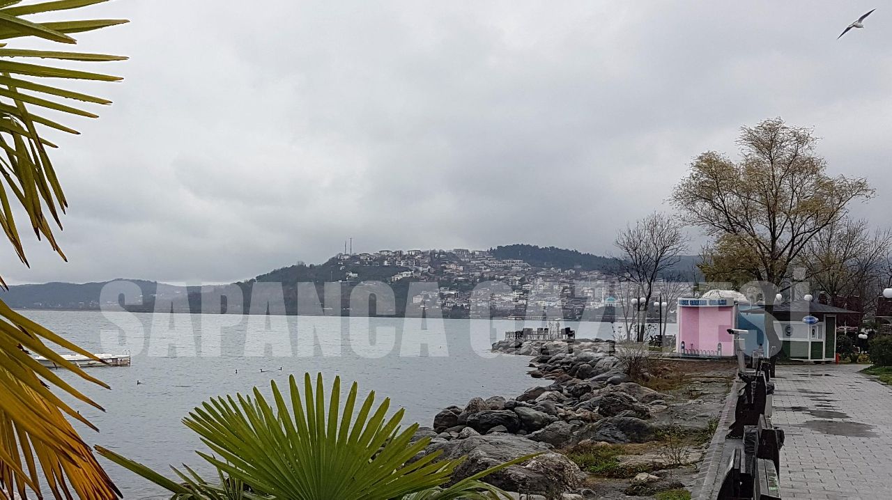 SAPANCA GÖLÜ'NDE SU SEVİYESİ YÜKSELDİ