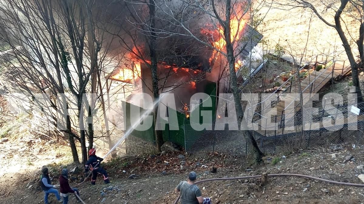 YANAN BUNGALOV EV KULLANILAMAZ HALE GELDİ