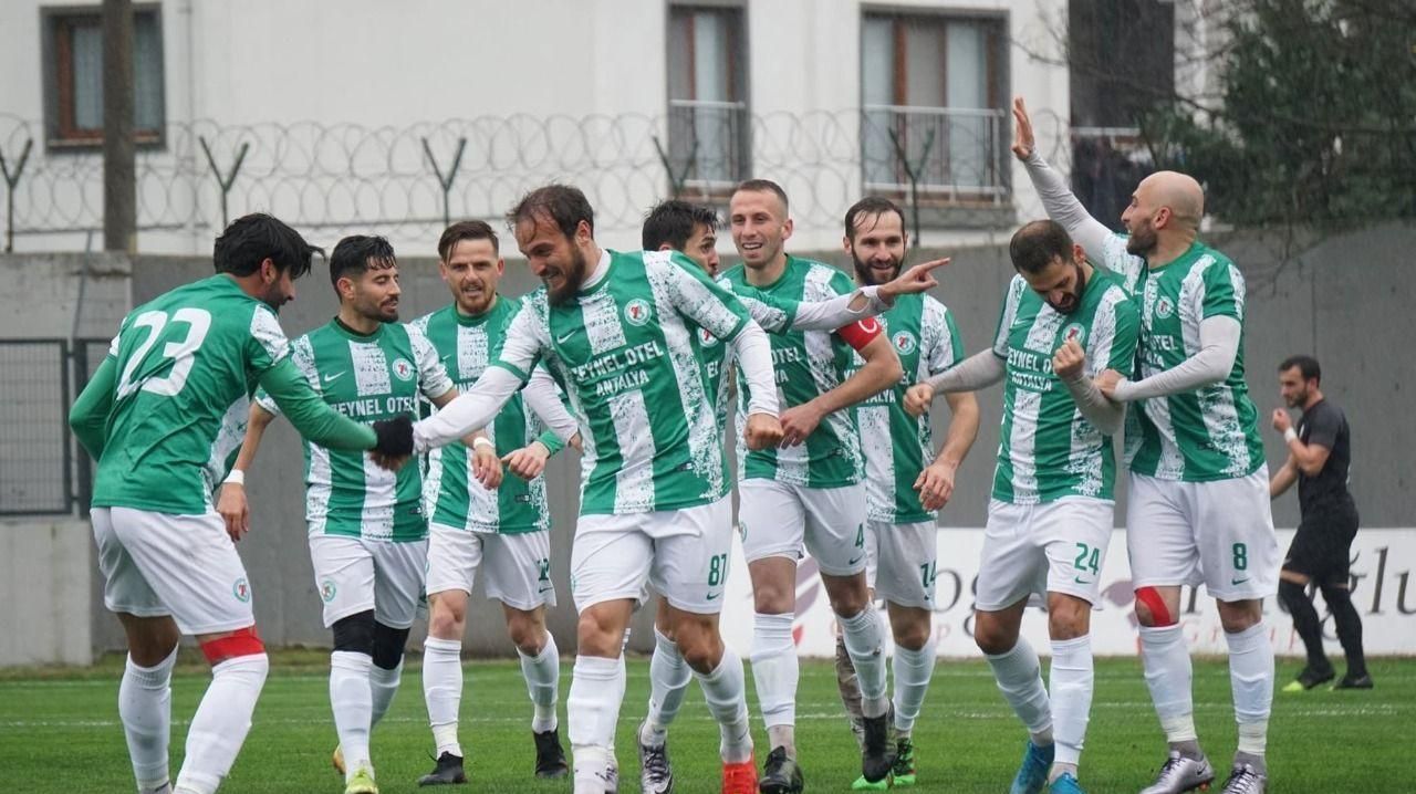 SAPANCA GENÇLİKSPOR DERBİYE HAZIR