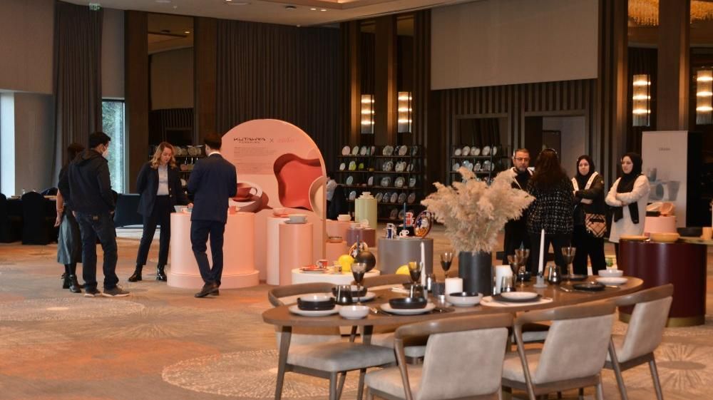 KÜTAHYA PORSELEN YENİ KOLEKSİYONLARI SAPANCA'DA TANITILDI
