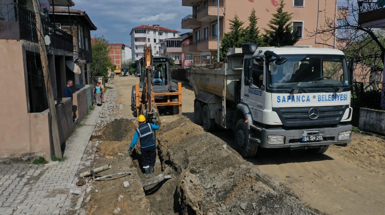 SAPANCA KAYACAN CADDESİ GÜZELLEŞİYOR