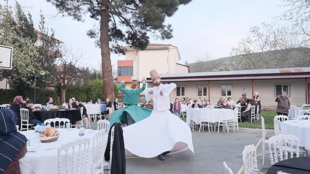 SAPANCA KURTKÖY MAHALLESİ İFTARDA BULUŞTU