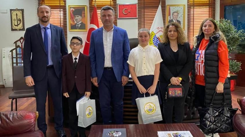 SAPANCA'NIN YENİ BAŞKANLARI ONLAR OLDU