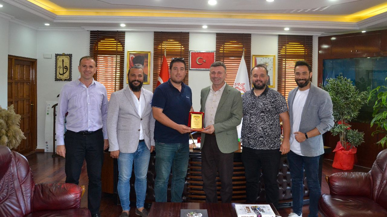 BAŞKAN ÖZEN'E TEŞEKKÜR ZİYARETİ