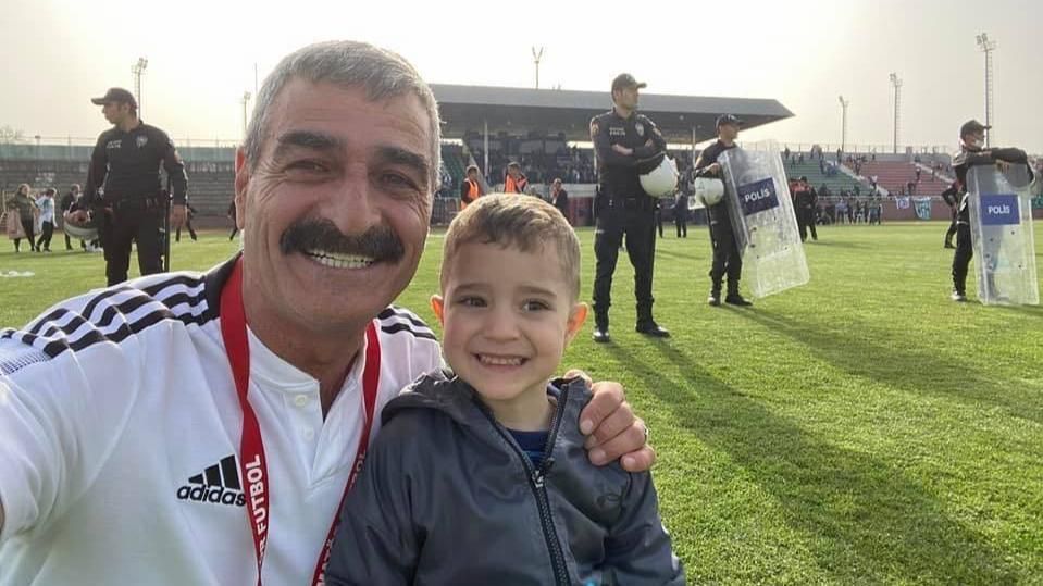 ARSLAN AKÇAY ADAYLIKTAN ÇEKİLDİĞİNİ AÇIKLADI