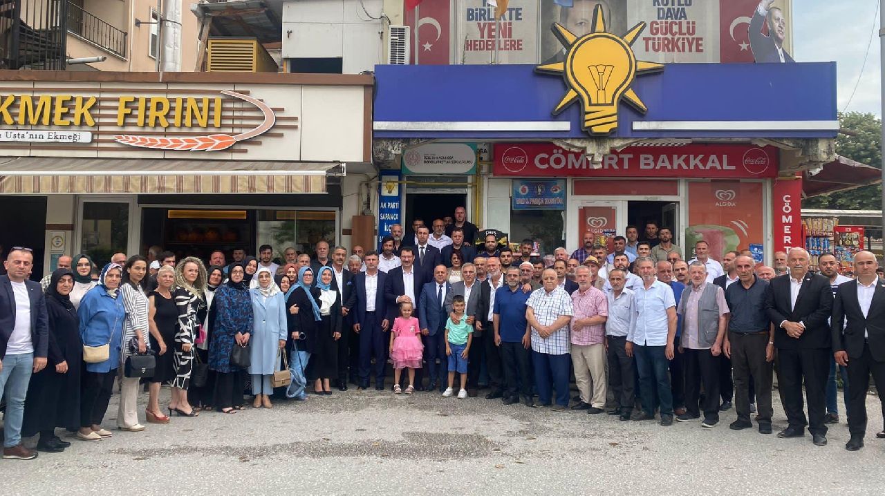 AK PARTİ SAPANCA TEŞKİLATI BAYRAMLAŞTI