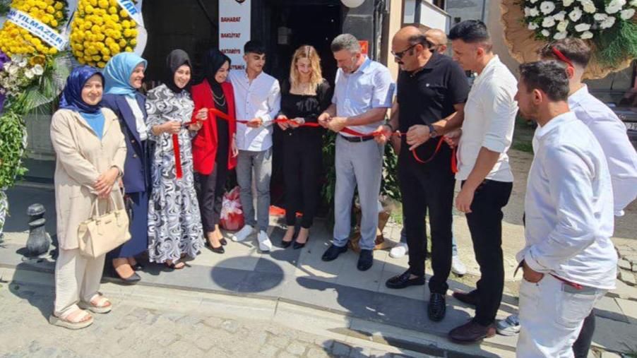 ŞAMPİYON SAPANCA'DA KAFE AÇTI