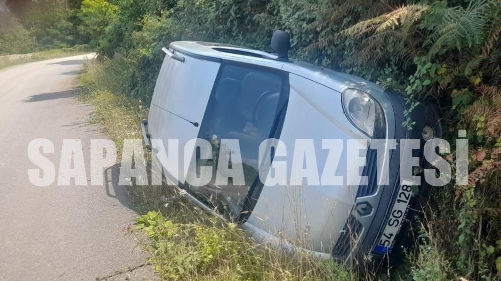 SAPANCA'DA TRAFİK KAZASI: 1 YARALI
