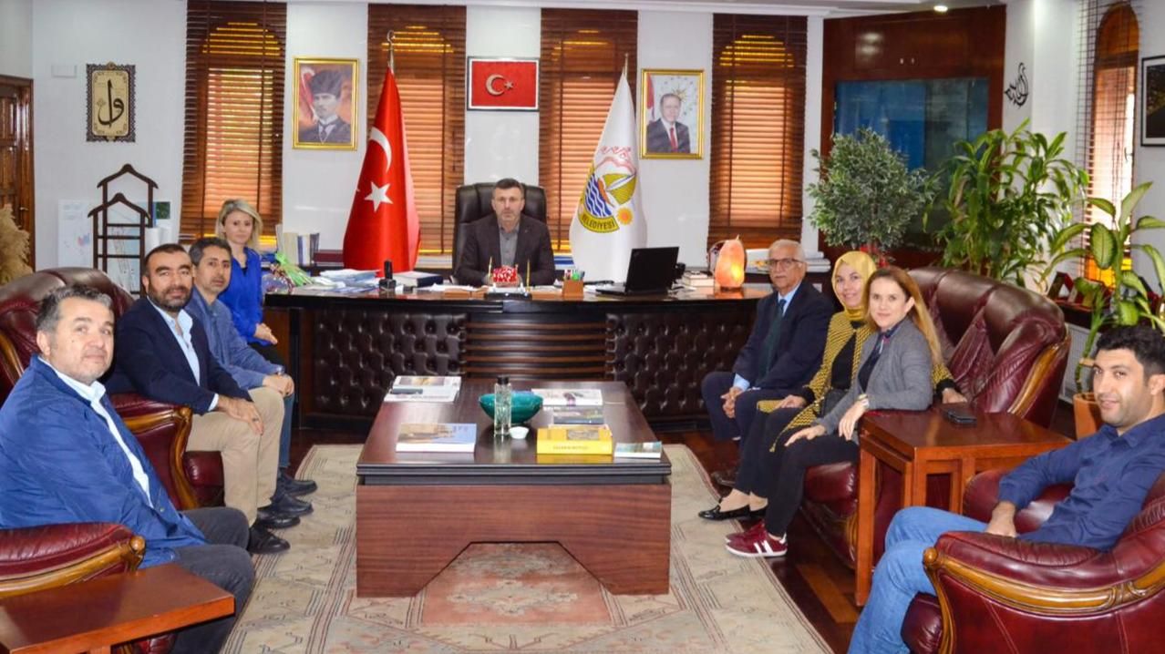 BAŞKAN ÖZEN'E TEŞEKKÜR ZİYARETİ