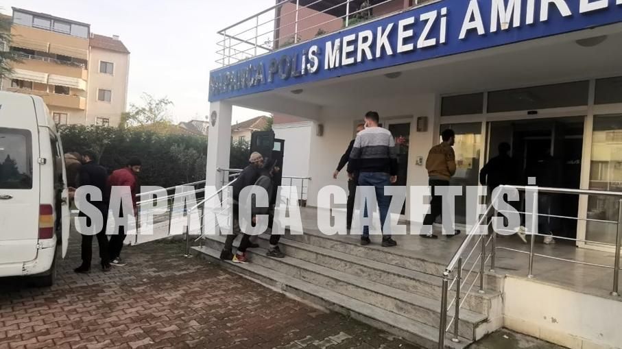 SAPANCA'DA AFGAN UYRUKLU 44 GÖÇMEN YAKALANDI