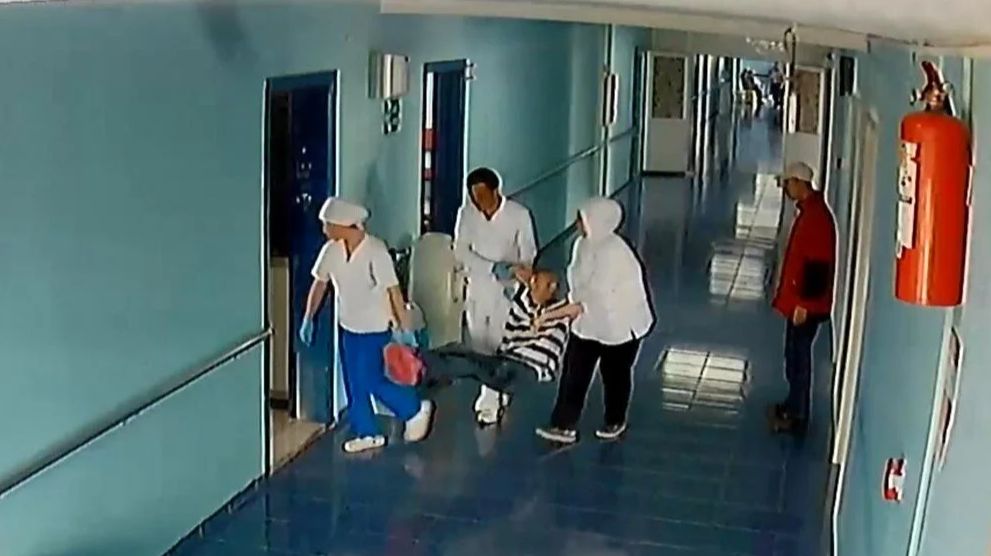 ENGELLİ BAKIM EVİNDE DAYAK! GÖRÜNTÜLER ORTAYA ÇIKTI