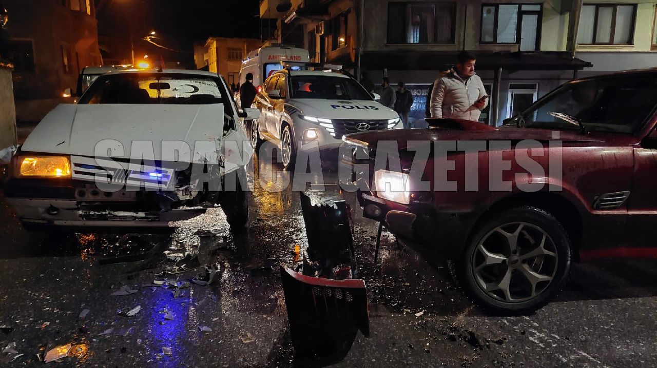 SAPANCA'DA TRAFİK KAZASI: 1 YARALI