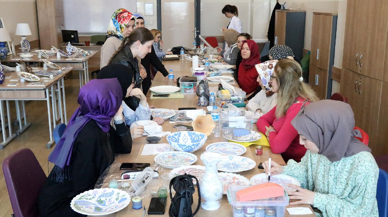 HÜNERLİ ELLERDEN MUHTEŞEM ESERLER