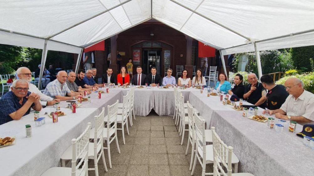 SAPANCA'DA PROTOKOL BAYRAMLAŞMASI