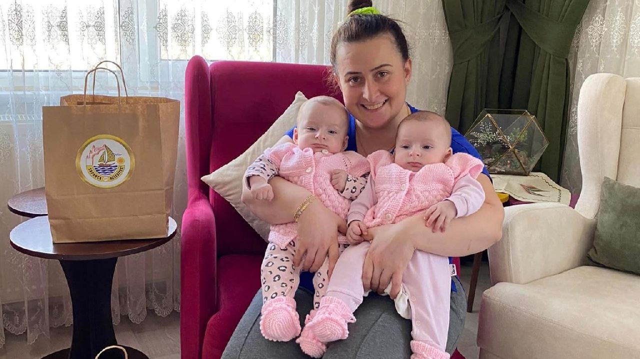 SAPANCA BELEDİYESİ, BEBEKLERE HOŞ GELDİN DEMEYE DEVAM EDİYOR