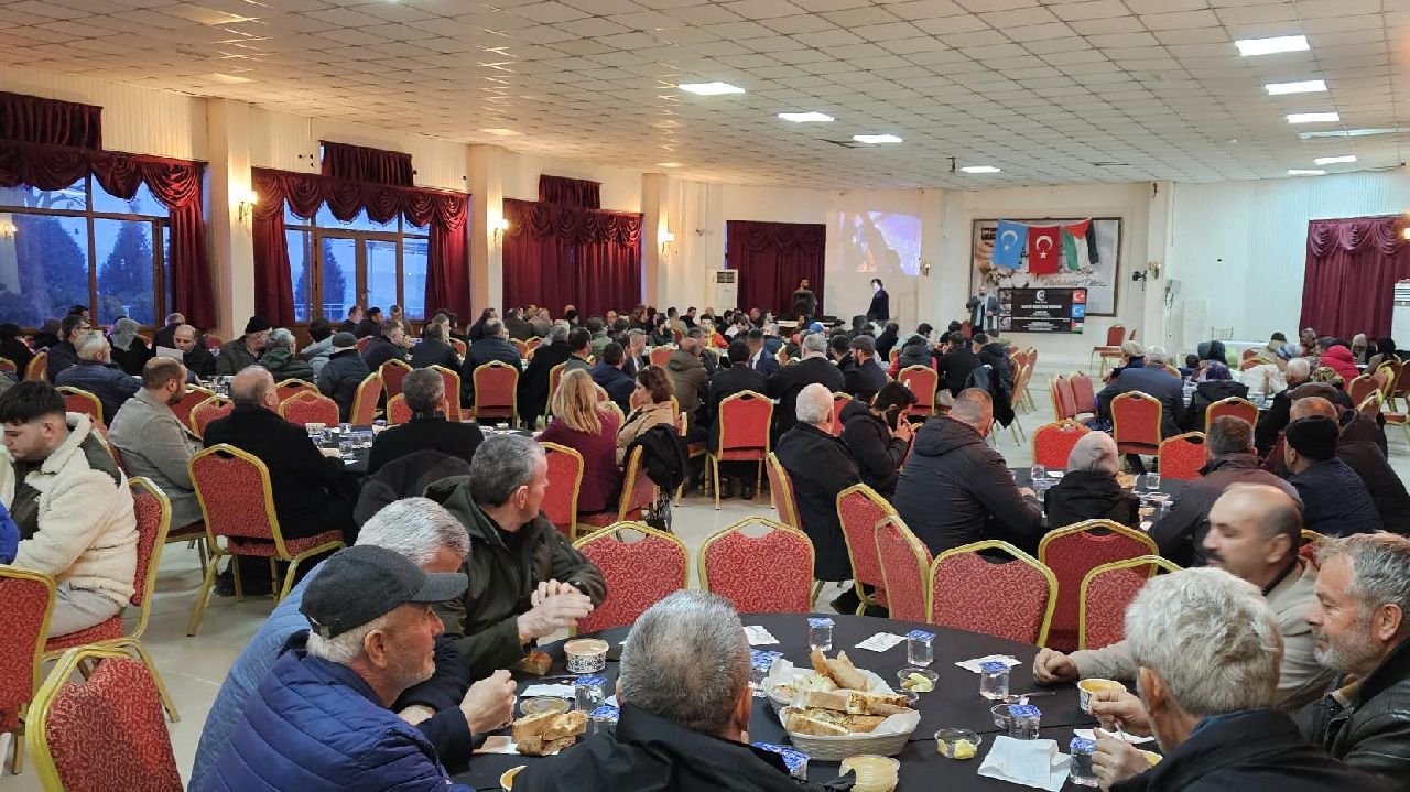 SAPANCA'DA GAZZE'YE YARDIM İFTARI DÜZENLENDİ