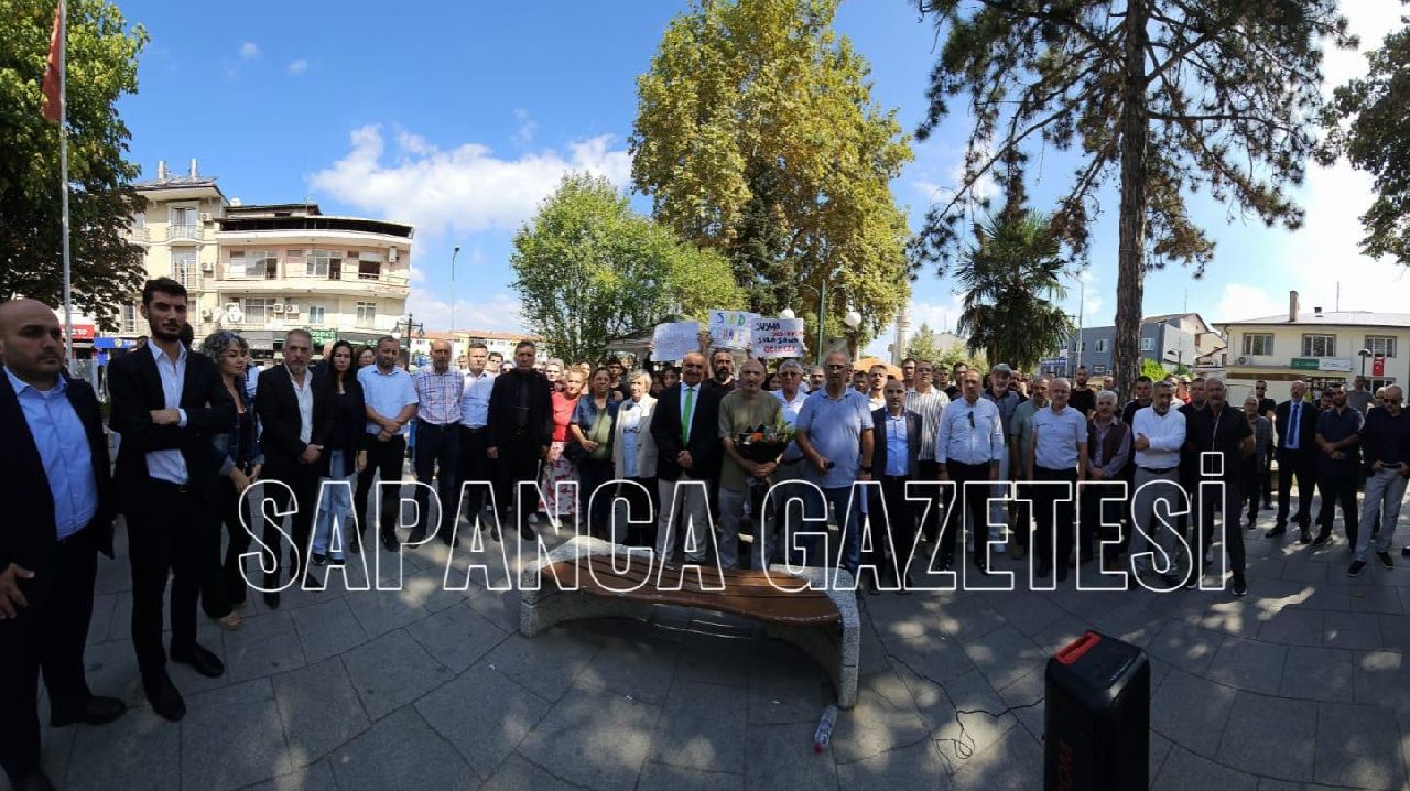 DARP EDİLEN ÖĞRETMEN İÇİN BASIN AÇIKLAMASI YAPILDI