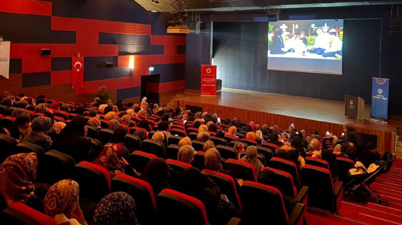 MÜFTÜLÜKTEN HANIMLARA ÖZEL MEVLİD-İ NEBİ PROGRAMI