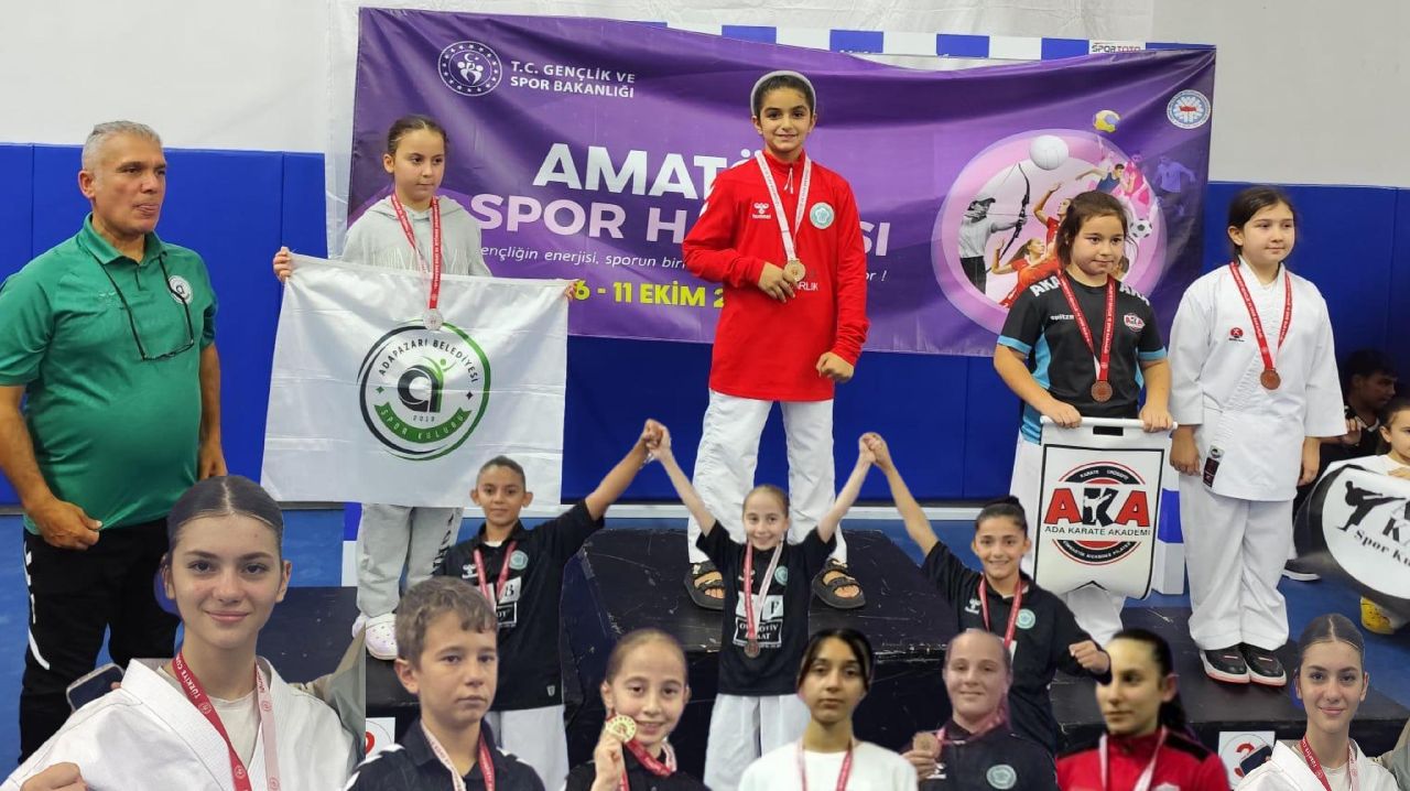 AYYILDIZSK 10 MADALYA İLE DÖNDÜ