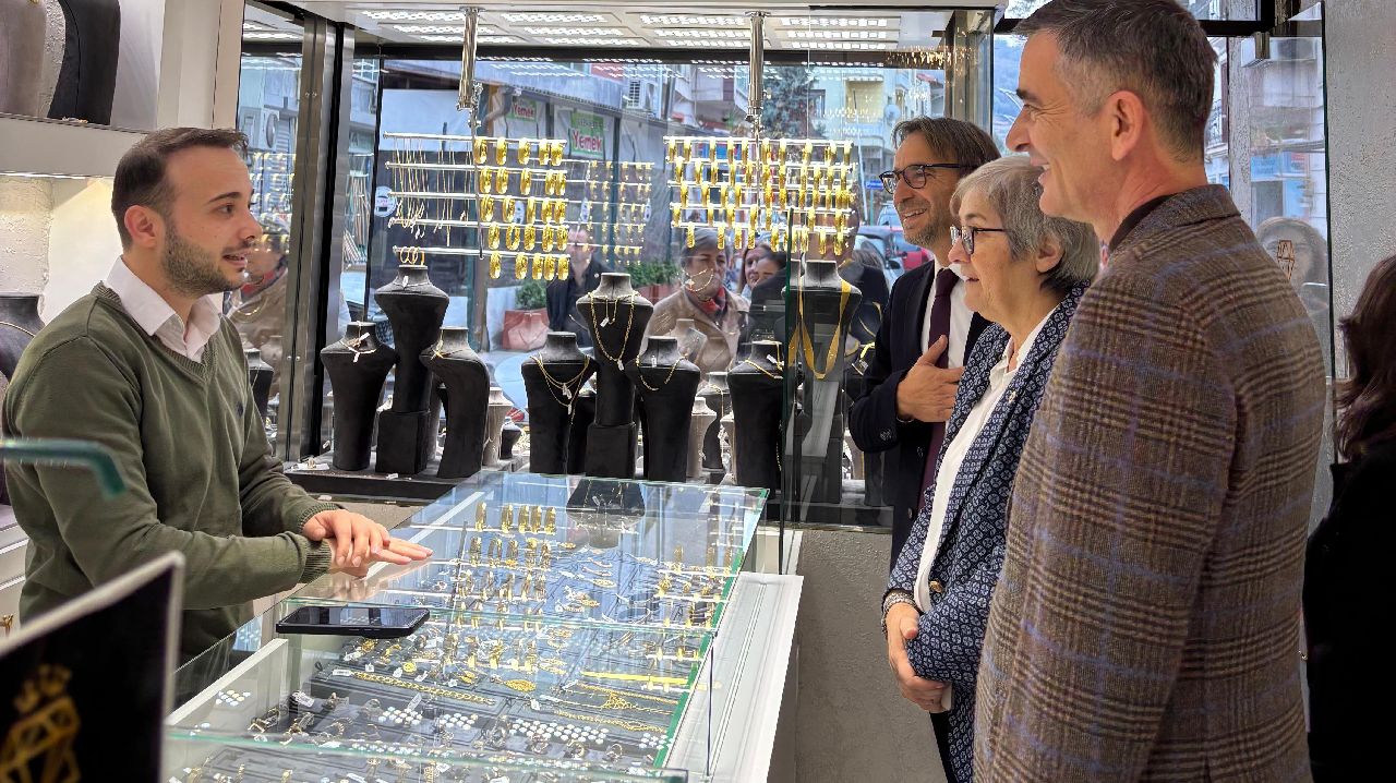 CHP KURMAYLARINDAN SAPANCA ZİYARETİ