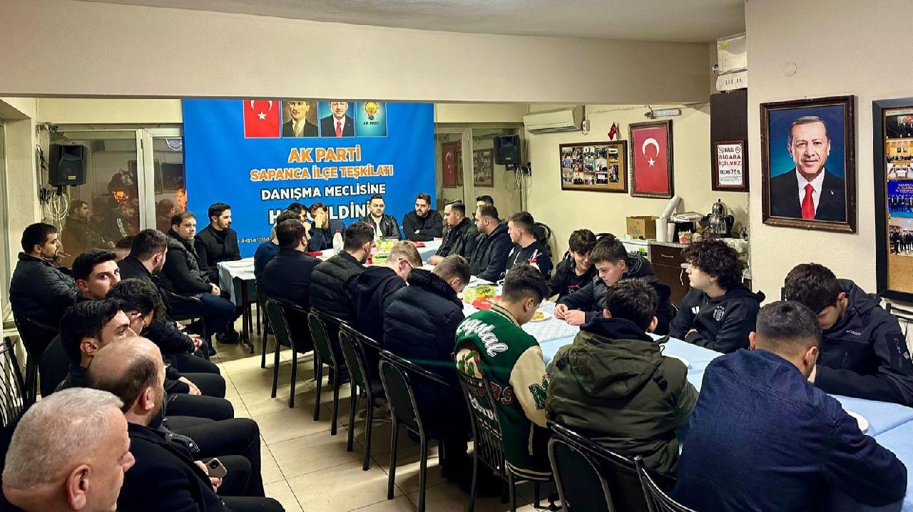 AK PARTİ SAPANCA'DA GENÇLERLE BULUŞTU