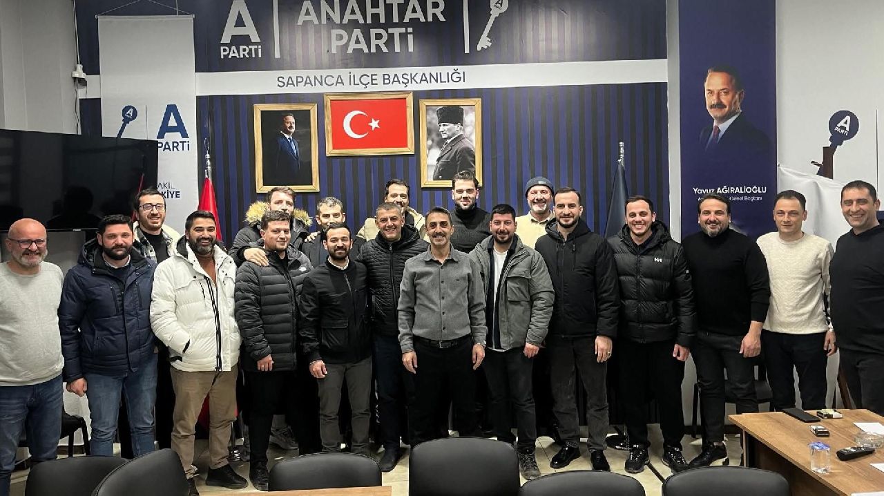 ANAHTAR PARTİ SAPANCA'DA TEŞKİLATLANMASINI TAMAMLADI